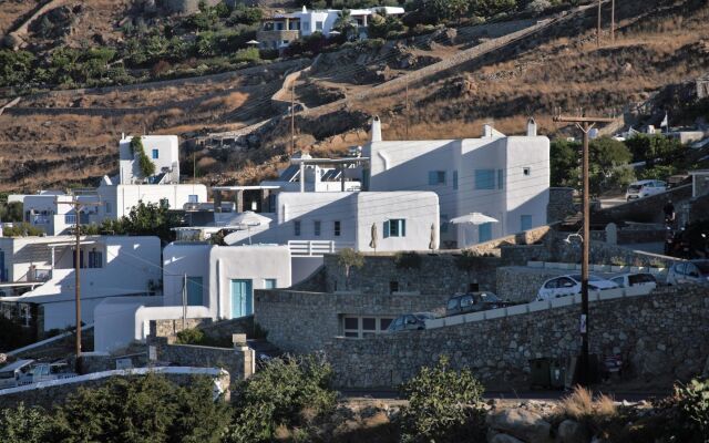 Mykonos Moussa Suites