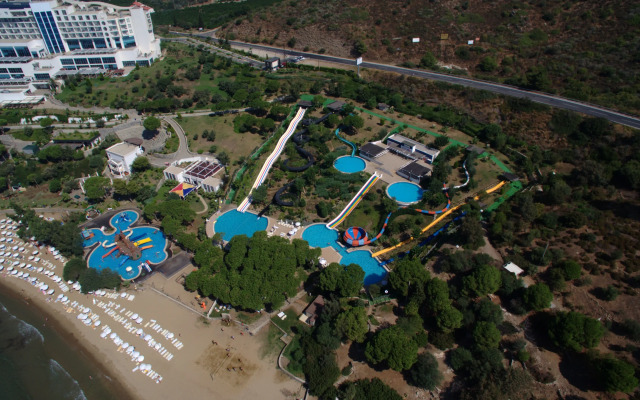 Aria Claros Beach & Spa Resort – All Inclusive