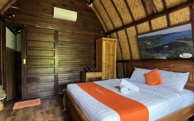 Holy hills bungalow