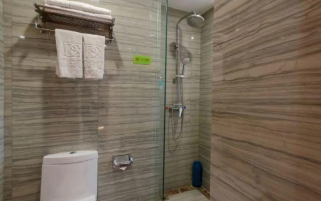 Dongsheng Hotel