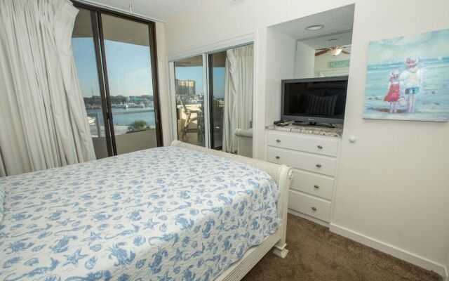 East Pass Towers 305 2 Bedroom Condo by RedAwning