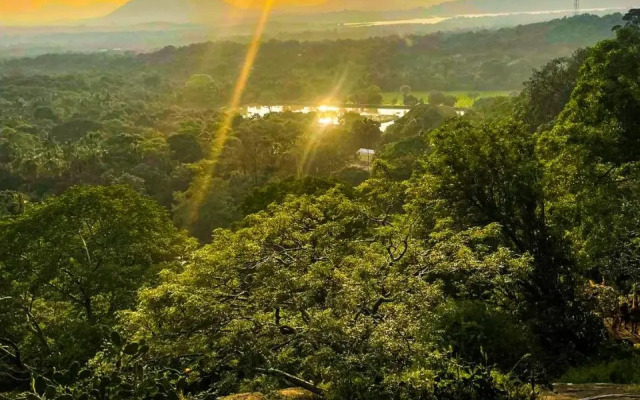 The Rock View Homestay Sigiriya