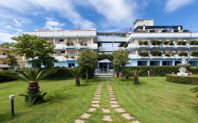 Hotel marina
