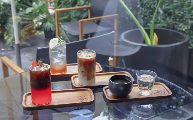 Seekers Finders Rama IV Hotel, SureStay Collection by BW