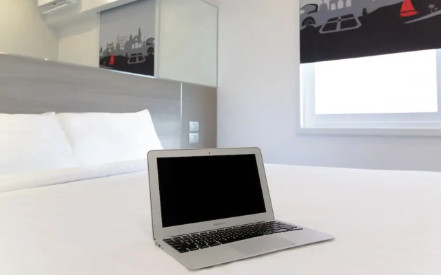 Red Planet BGC The Fort