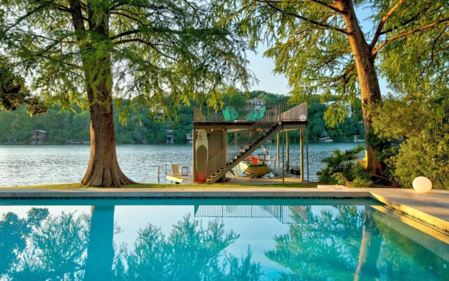 The Arrive Emerald - 5 Br Home