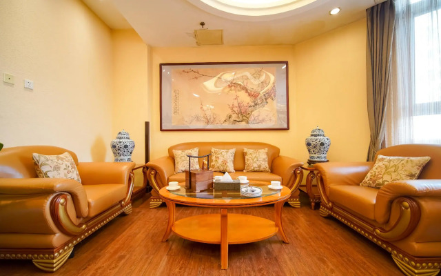 Dong Fang Hotel