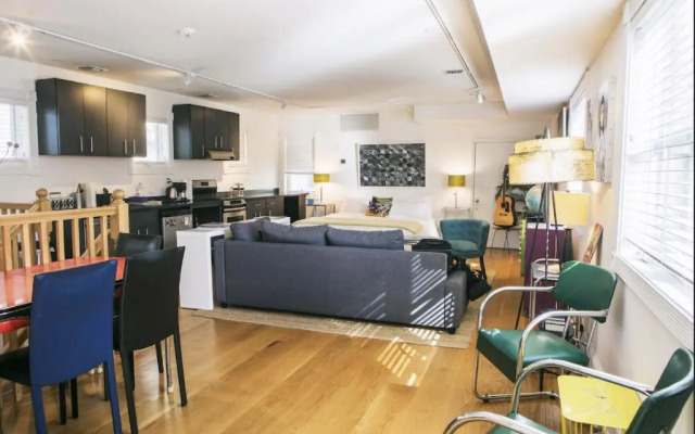 Zey Hotel