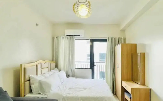 Hubomoto SM Suites