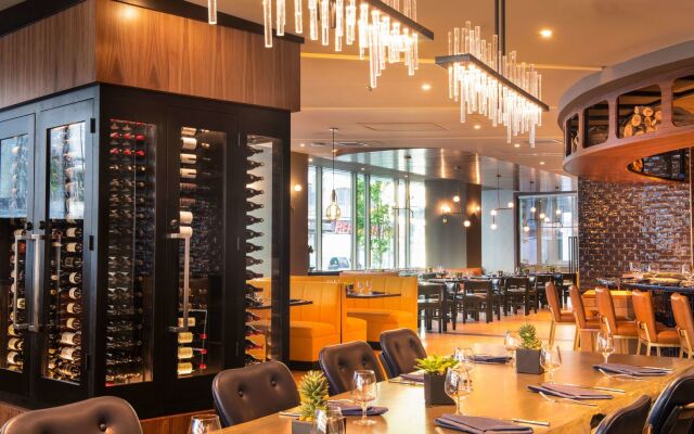 The Charter Hotel Seattle, Curio Collection by Hilton