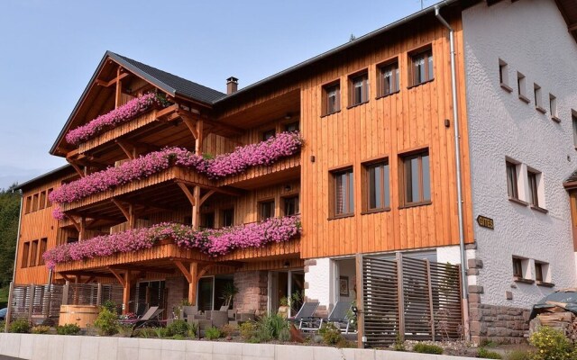 Domaine de Charme Là Haut, Meublés de Tourisme & Spa