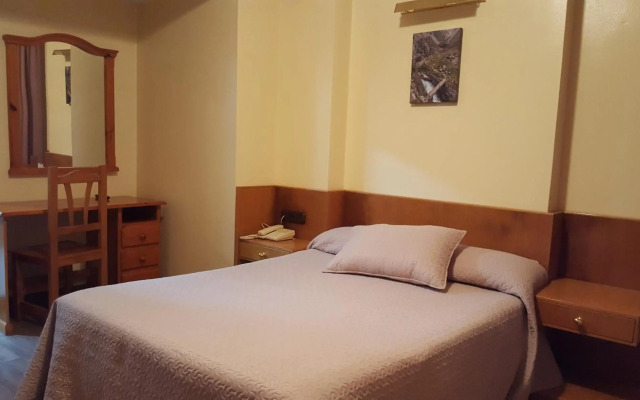 Hotel Naranjo De Bulnes