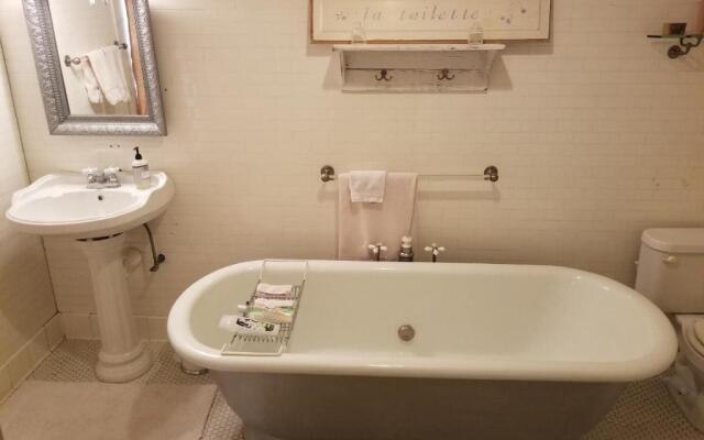 Historic Victorian Inn