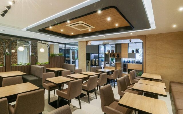 FOX Lite Hotel Grogol Jakarta