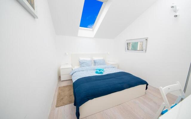 Sea Pearl Residence - Top beachfront location apartments in Bol centre