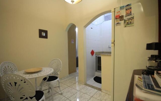 GoHouse - Apartamento Copacabana 1205 - Avenida Nossa Senhor