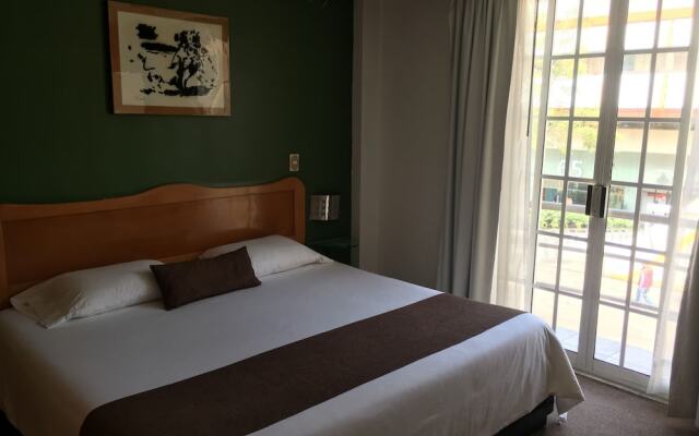 Grupo Kings Suites Duraznos 78