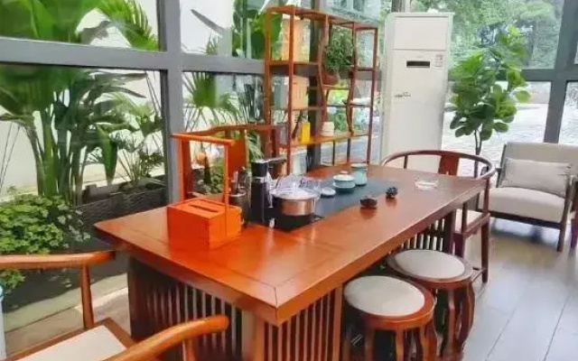 Wei'erding Hotel