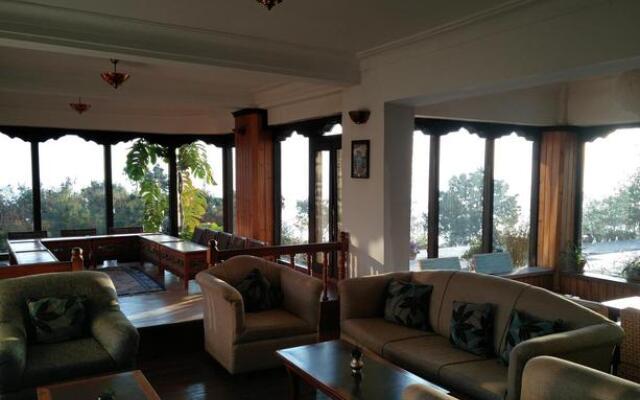 The Fort Resort