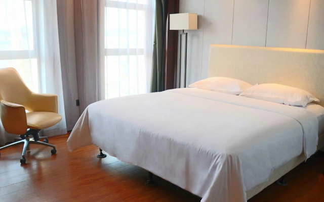 Ramada Plaza by Wyndham Yueyang Linxiang