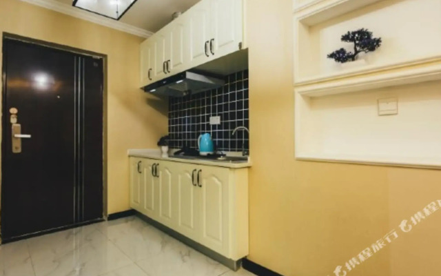 Wuhan Yimige Creative Hotel (Yangjiawan Subway Station)