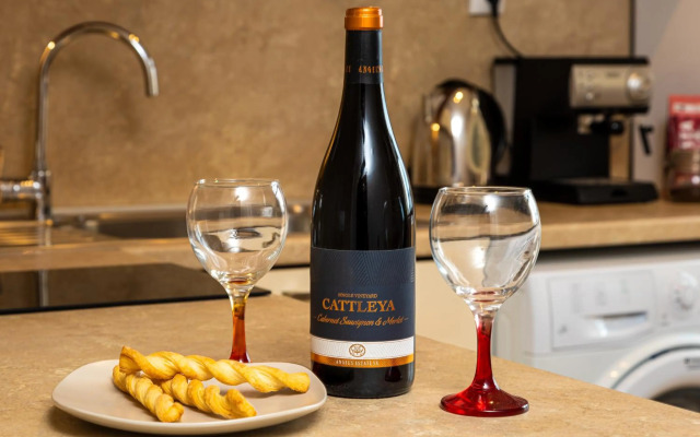 The Walnut 2BD Apartment