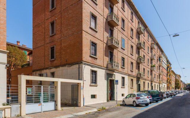 Wild Flower Apartment by Wonderful Italy