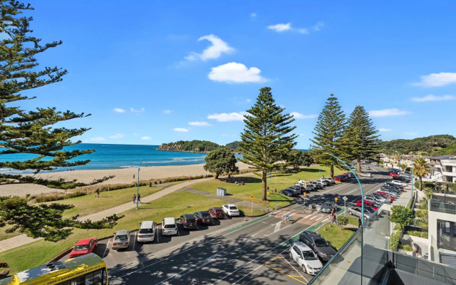 The Pavilions Beachfront Apartments