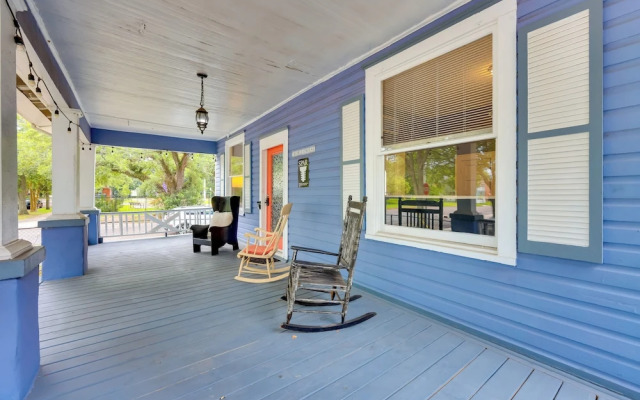 Charming Jacksonville Home ~ 2 Mi to Downtown!