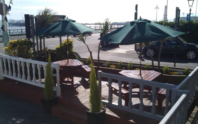 The Lanes Hotel