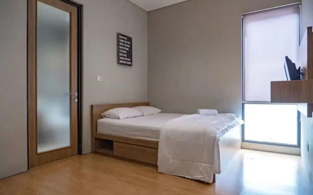 OYO 93998 Three J Living