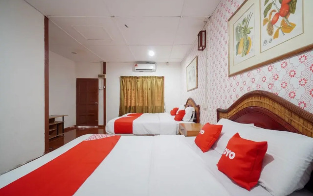 OYO 89646 Panvill Resort