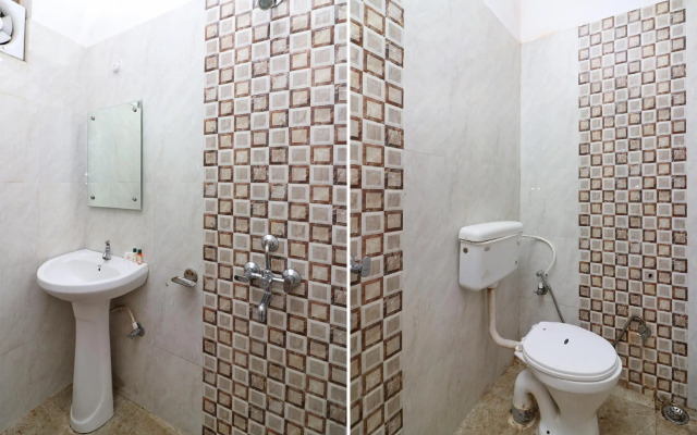 OYO 7441 Gomti Nagar