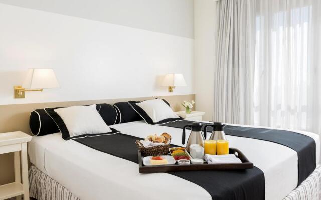 Loi Suites Recoleta Hotel