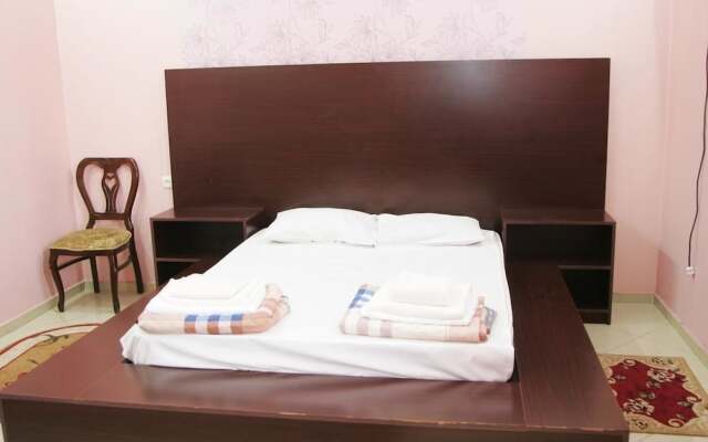 Hotel Eleon