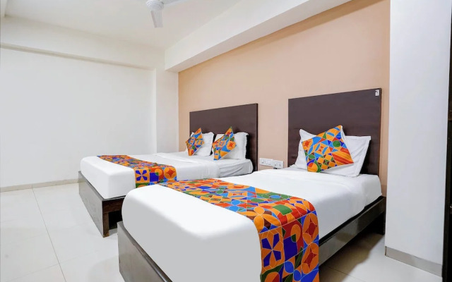 Fabhotel Kamran Residency