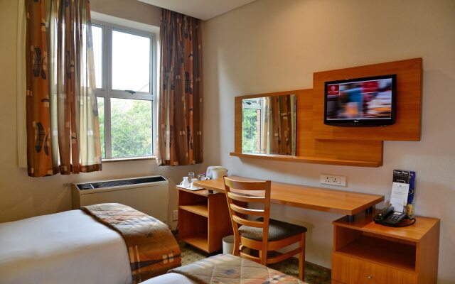 Road Lodge Sandton Grayston Drive