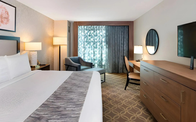 Cannery Hotel & Casino