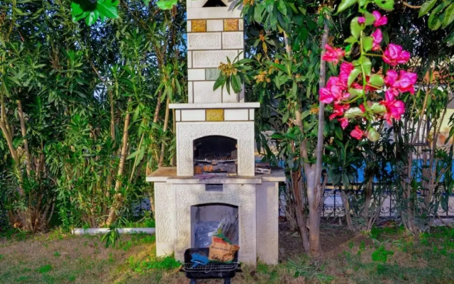 Gorgeous Secluded Villa With Private Pool and BBQ in Antalya