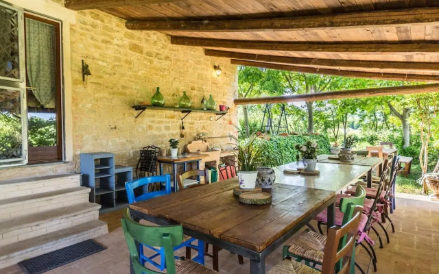 Belvilla by OYO Villa Dipinti