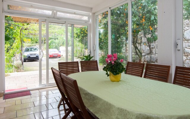 Holiday Home Clarita