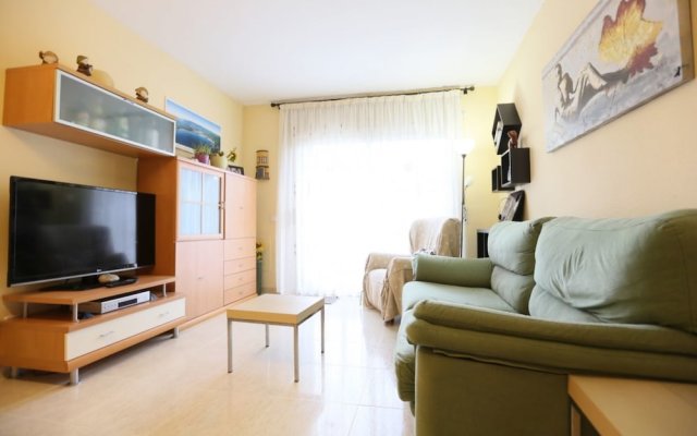 Casa Vista a la Piscina Para 5 Personas en Cambrils