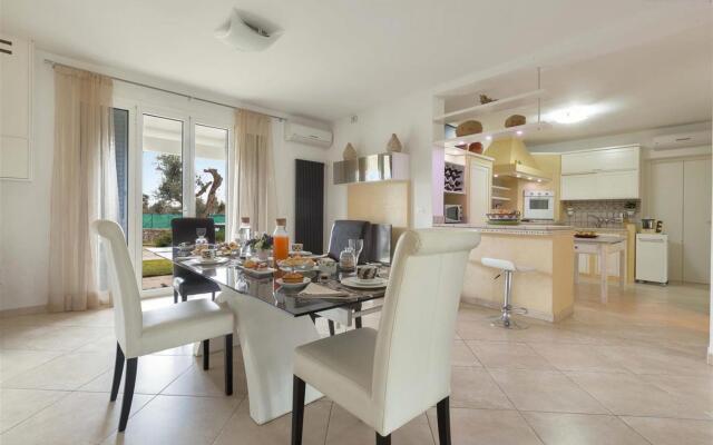 1738 Tenuta Degli Ulivi