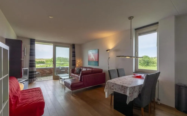 Cozy Apartment With Balcony