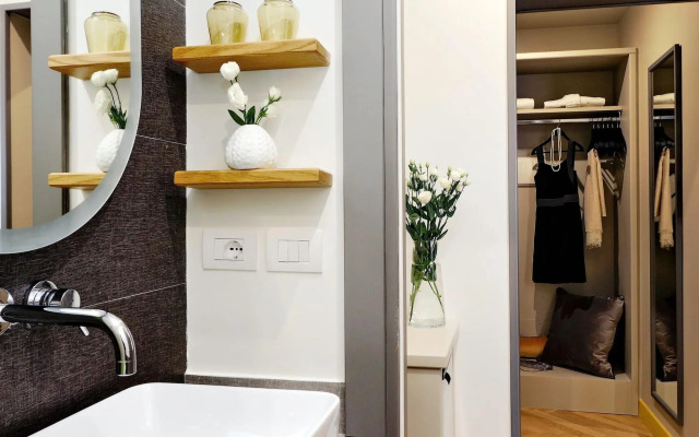 Roma Five Suites