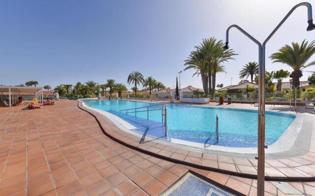 Bungalow Sun Club EM259A by VillaGranCanaria