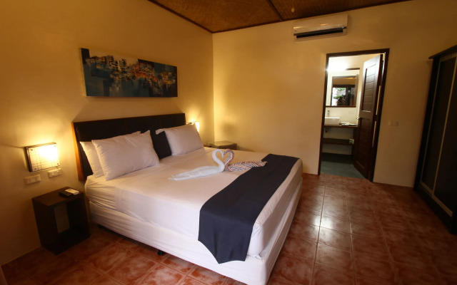 Last Frontier Beach Resort - Adults Only