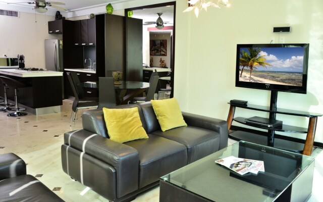 Lotus-6 by Playa District