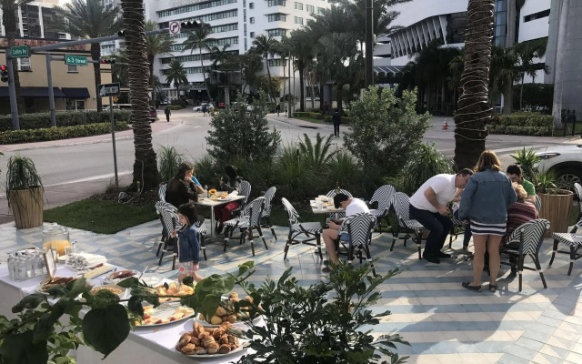 Oceanside Hotel and Suites