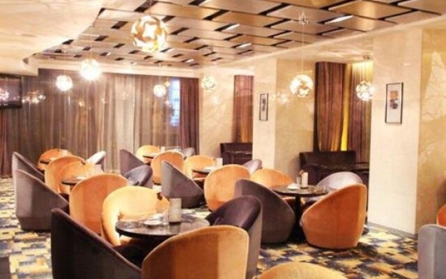 Champs Elysees Hotel